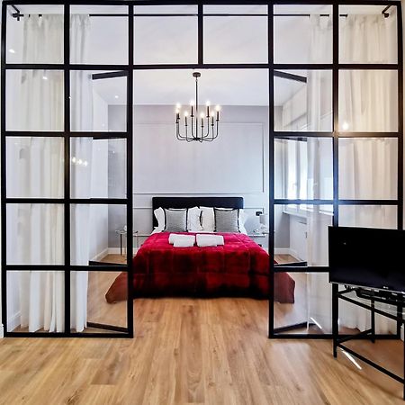 Chiclife - Florentin Downtown Apartment Bergamo Ngoại thất bức ảnh
